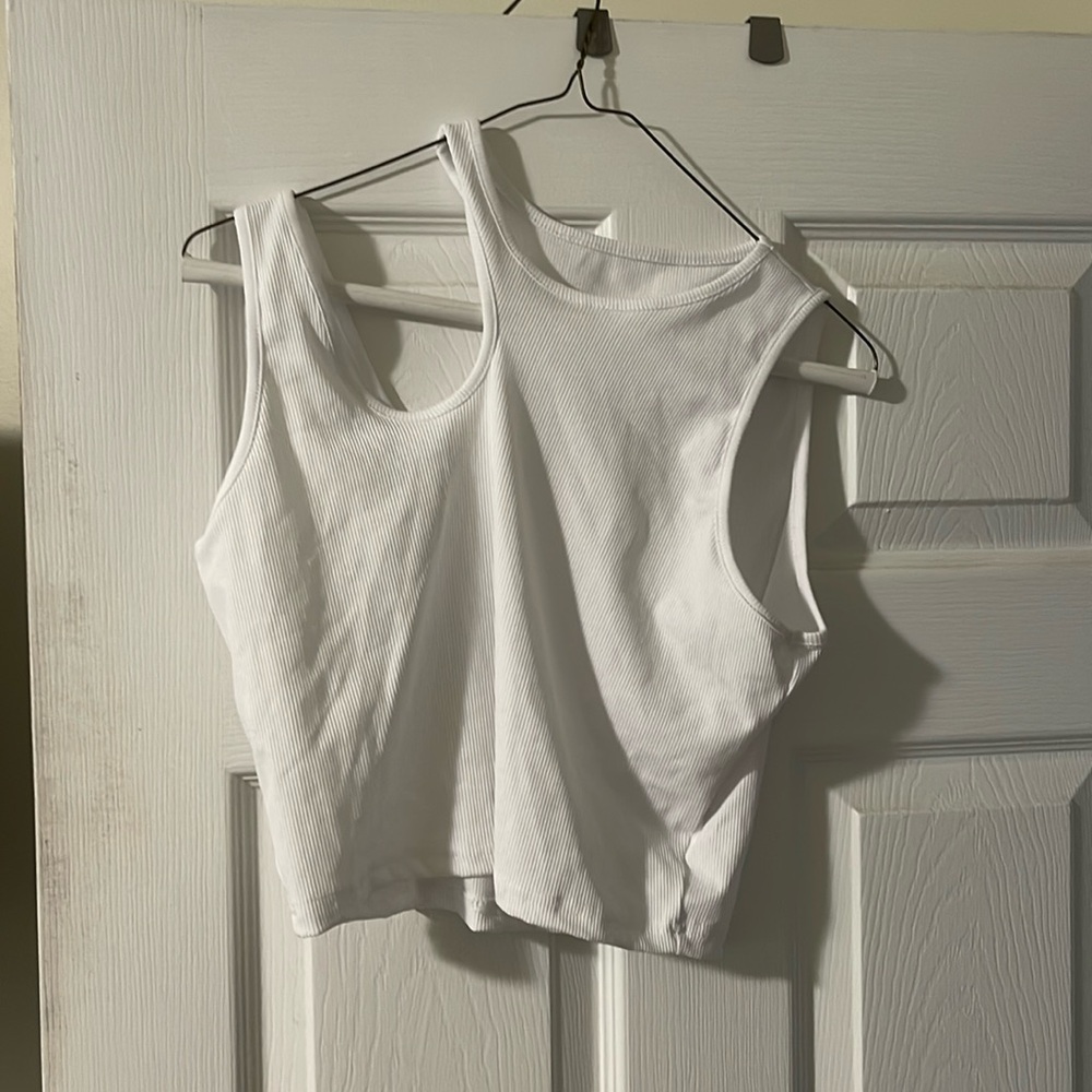 White crop top